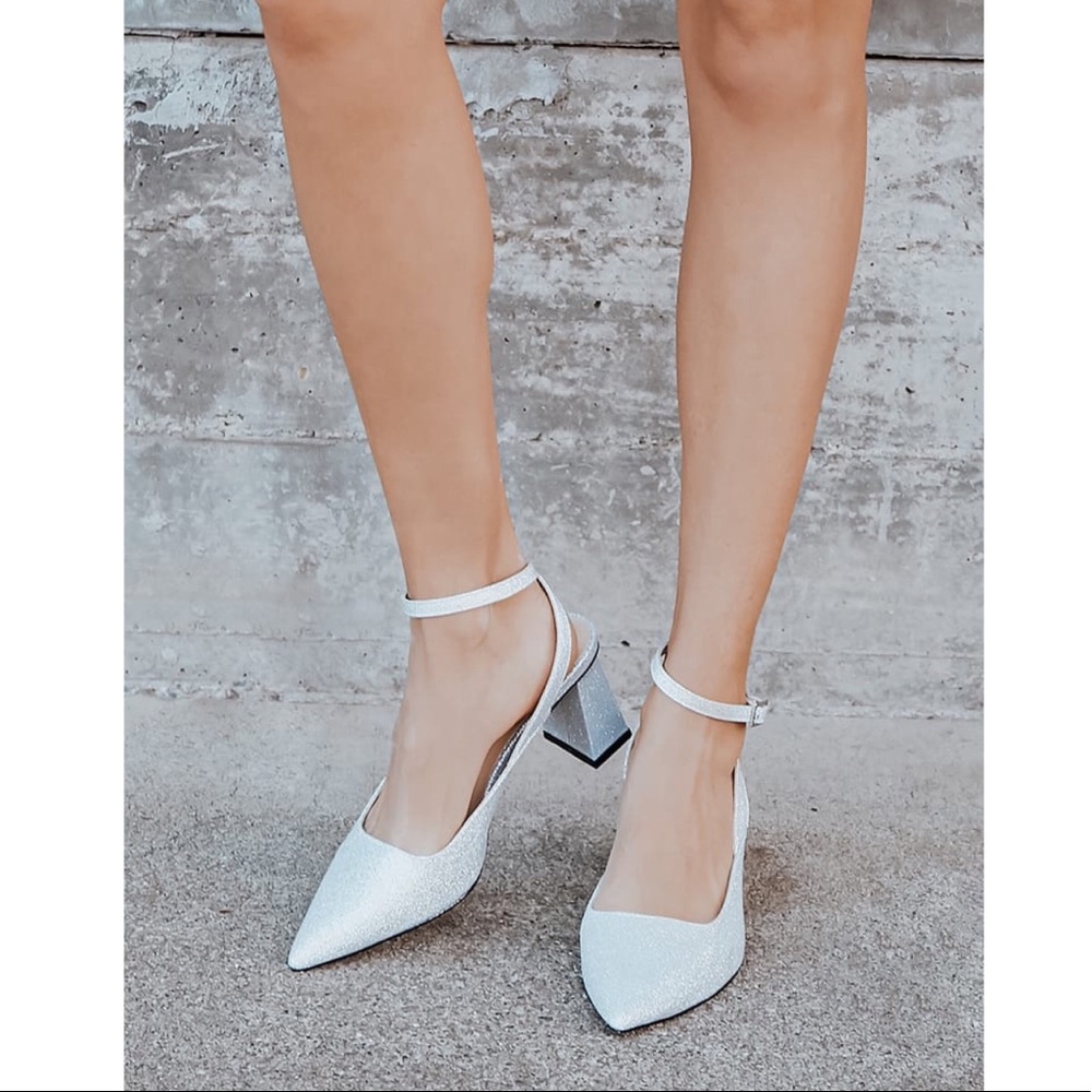 Lulu’s shoes 🤍